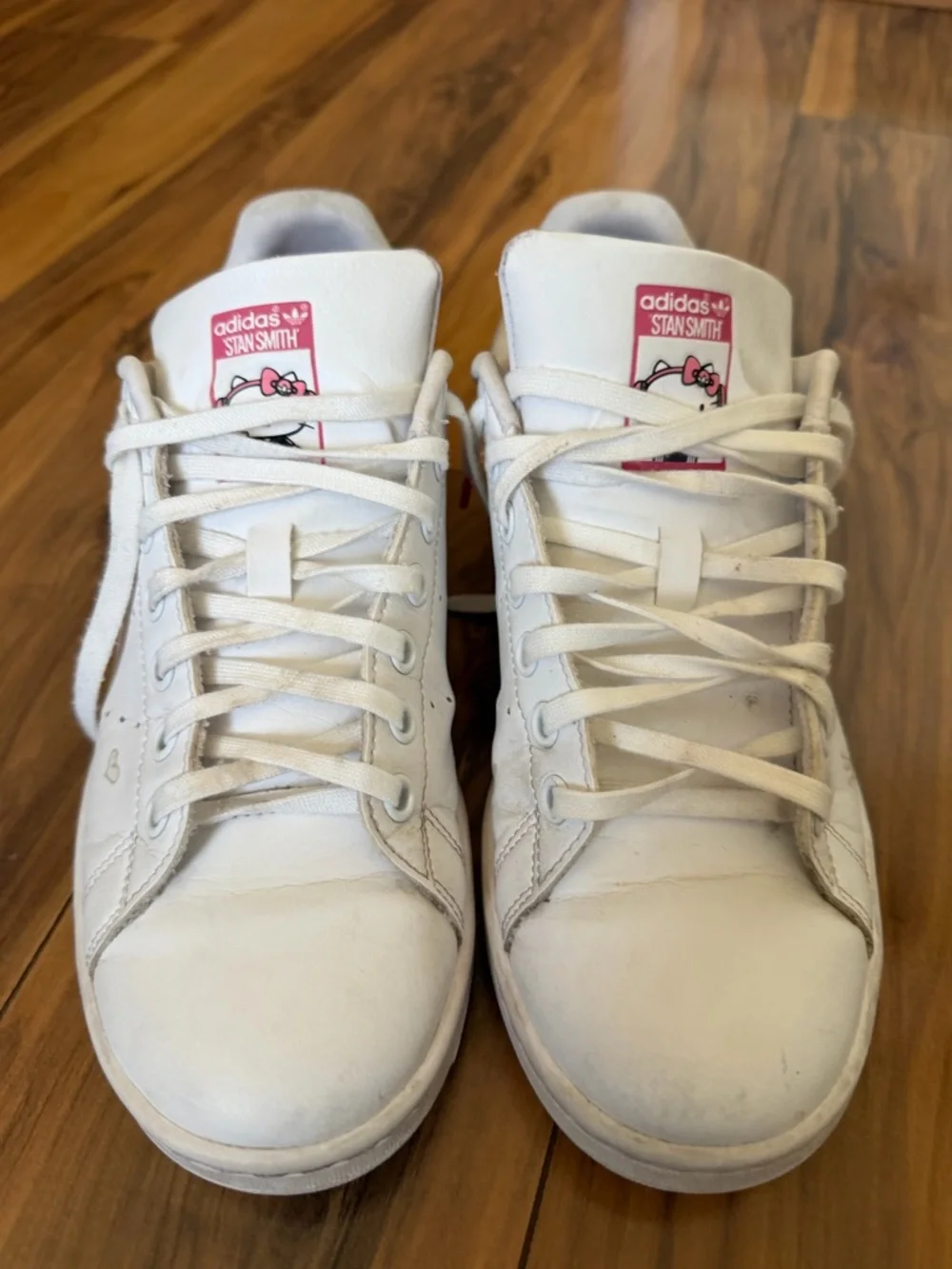 Adidas Stan Smith x Hello Kitty and friends sneaker